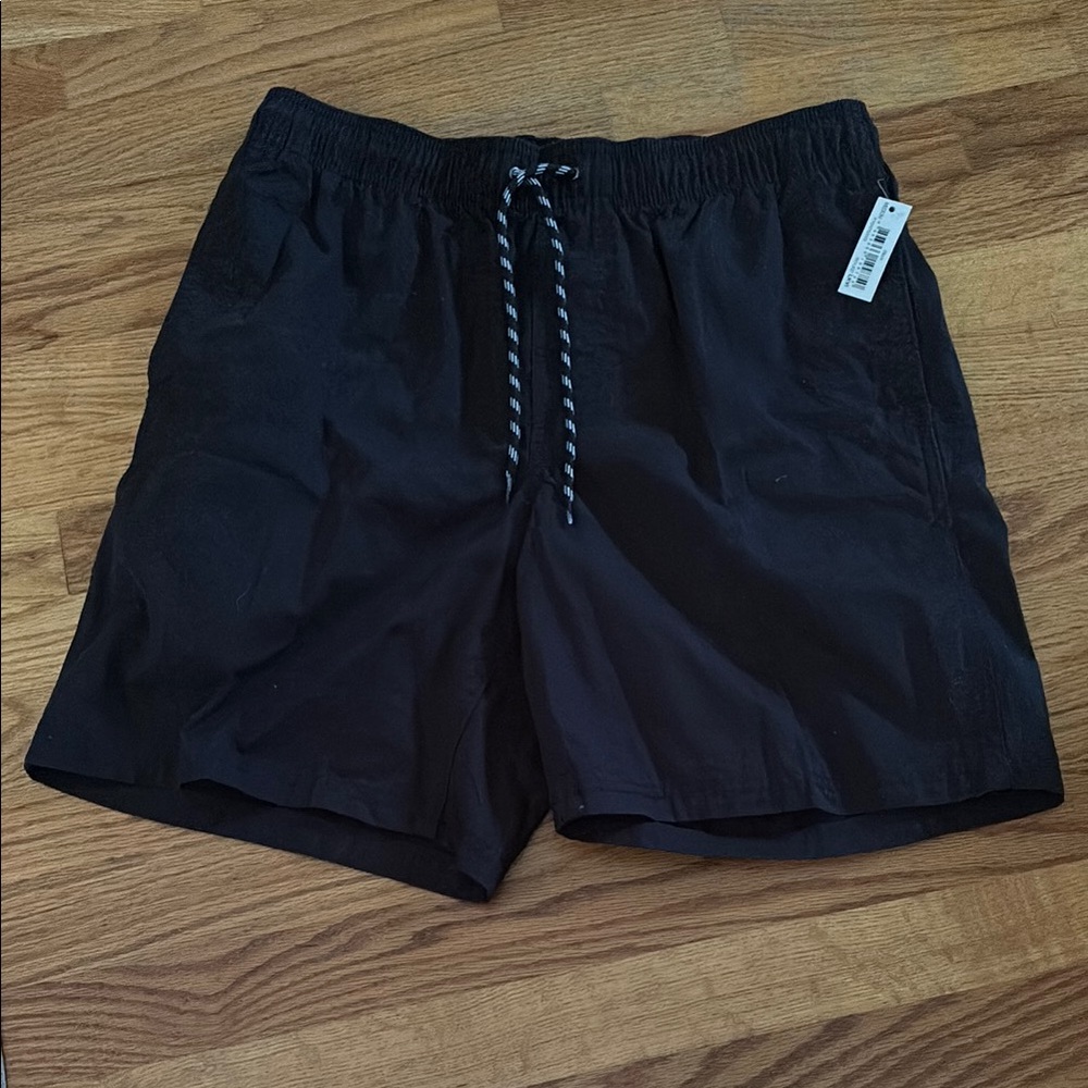 NWT Amazon Essentials Black Men's Shorts